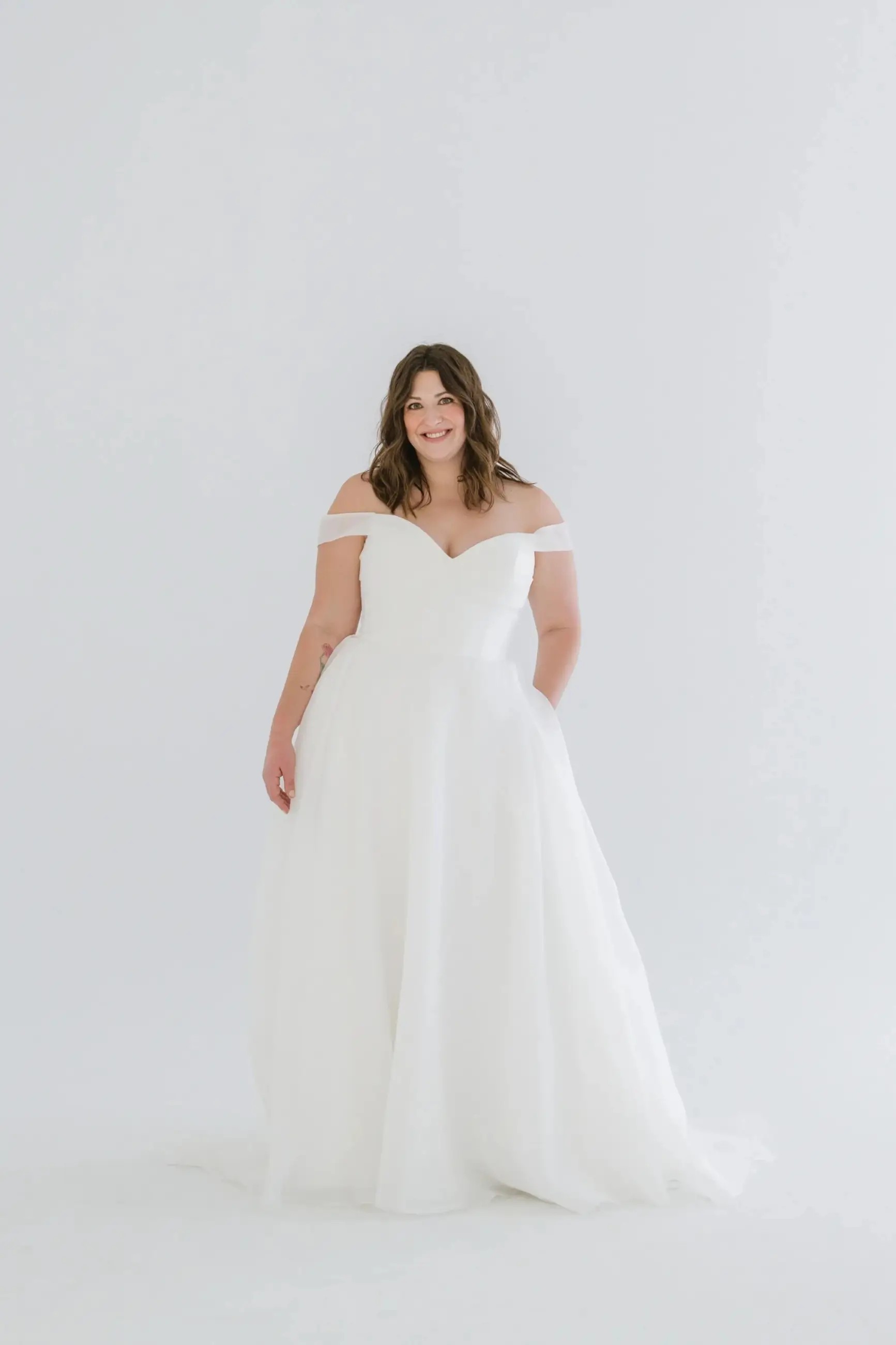 lis simon gown